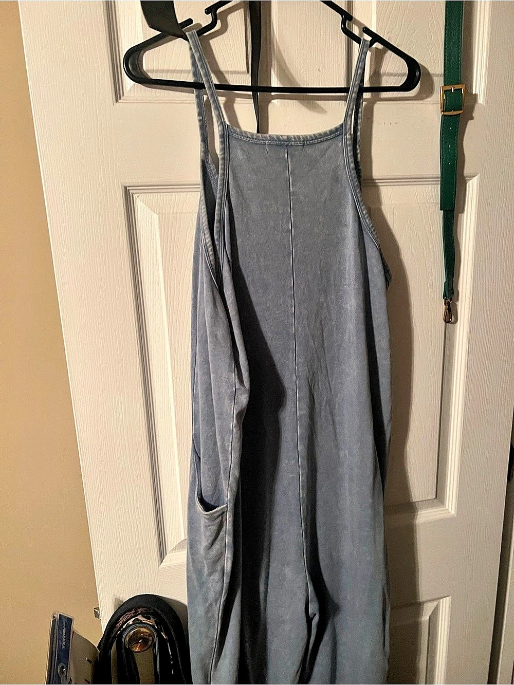 Universal Thread Women’s Blue Jumpsuit Size large